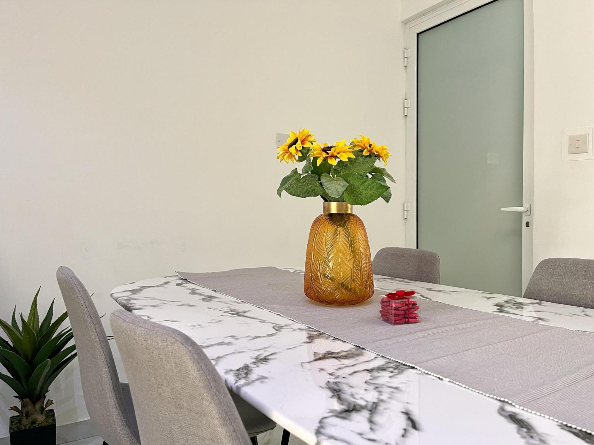 Marina Apartments Msida Εξωτερικό φωτογραφία